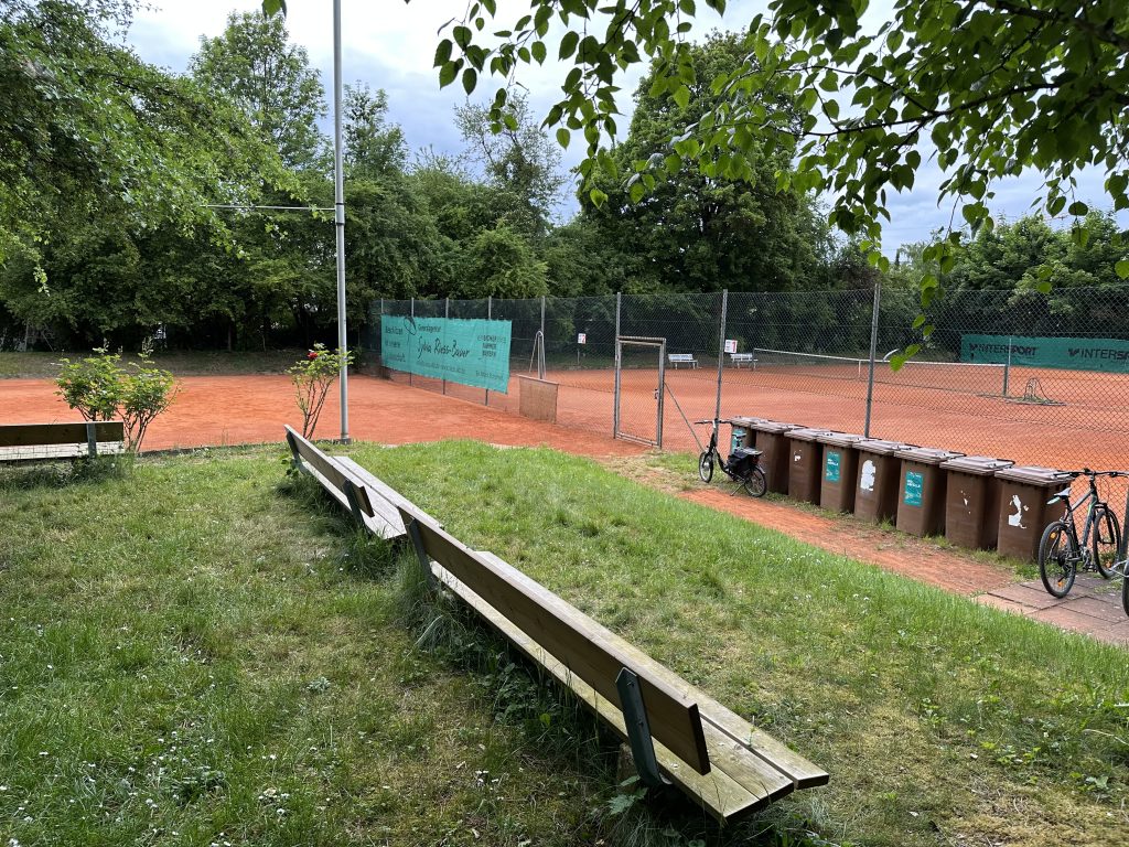 Tennisanlage